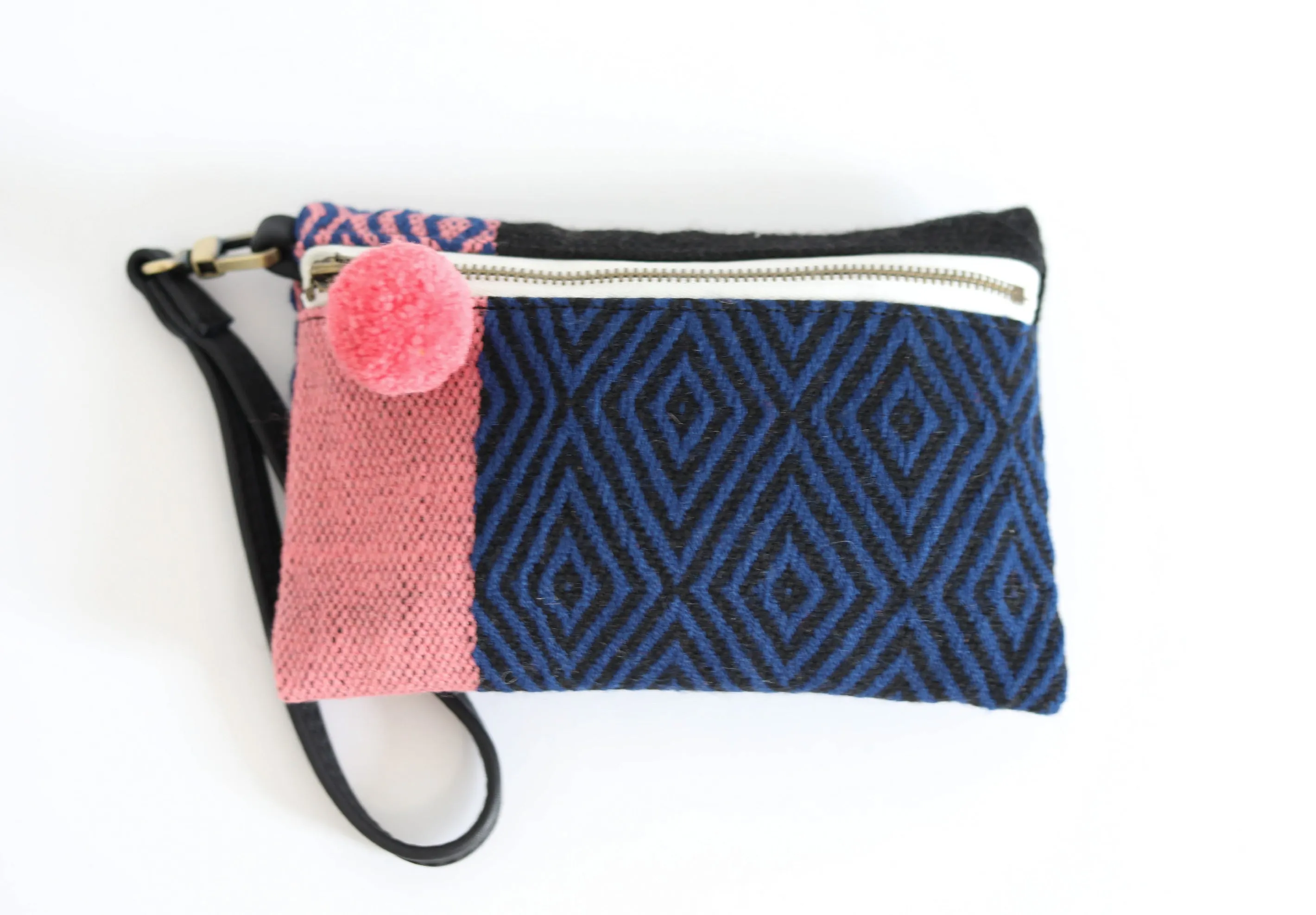 Awamaki Wristlet