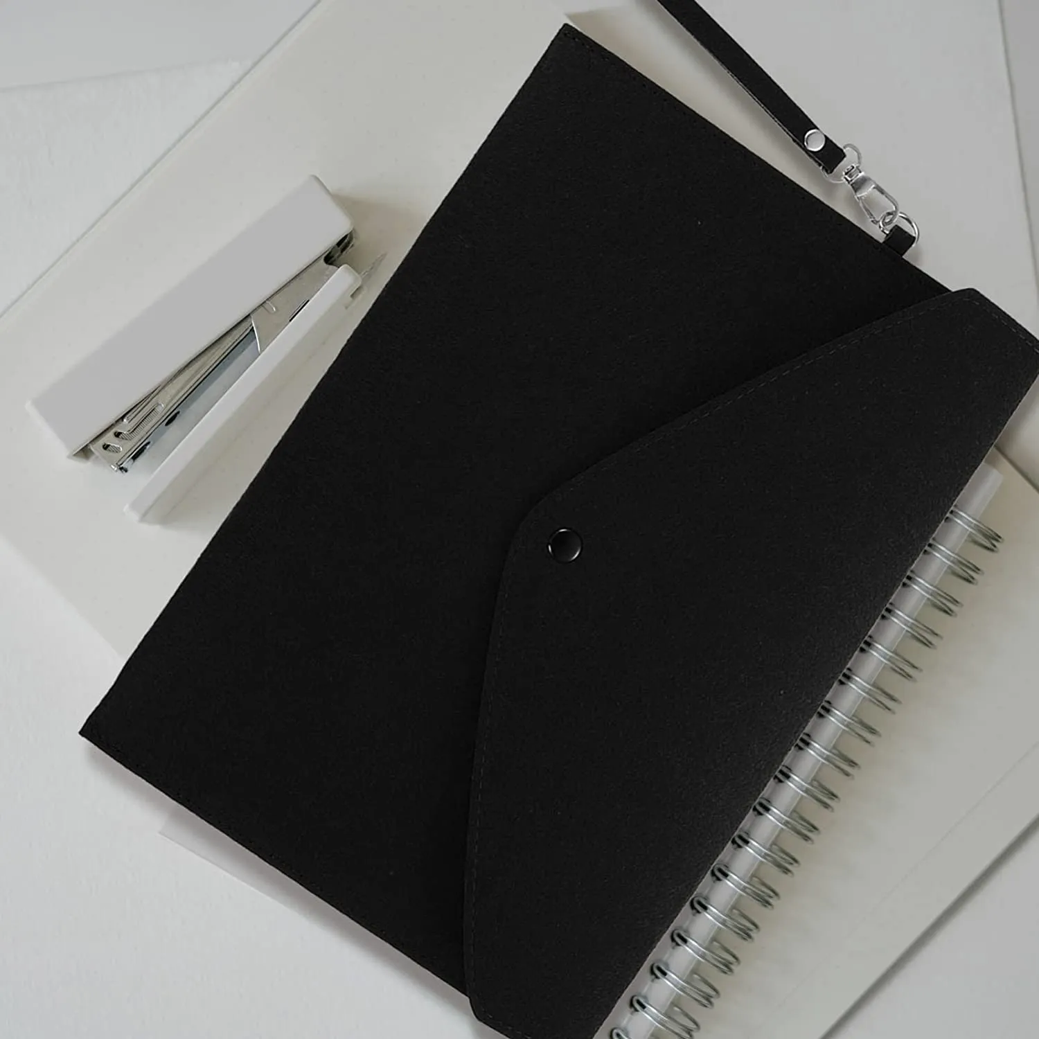 Elevate Your Organization: Felt Document Holders for a Sleek Workspace