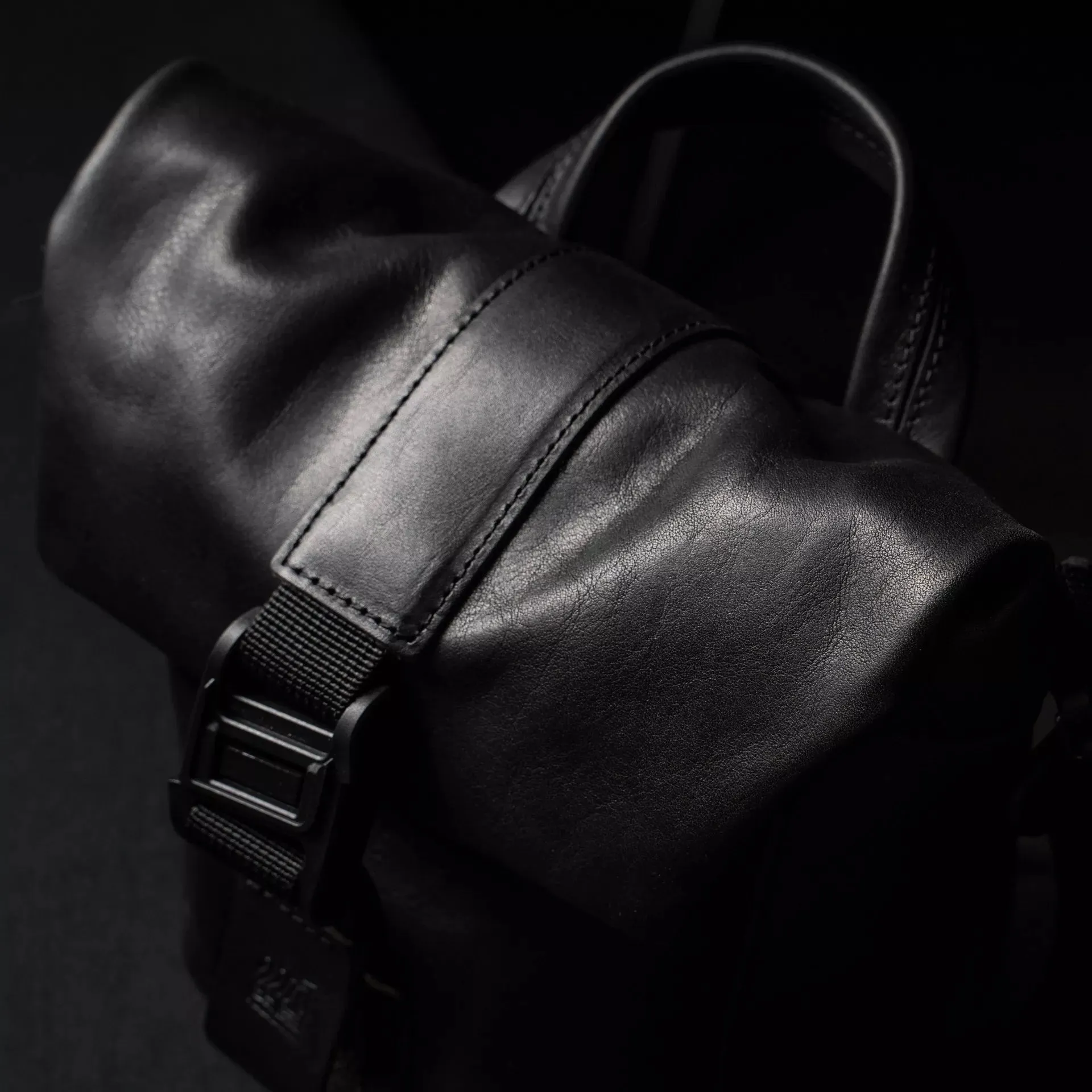 Leather Pilot Travel Camera Bag | 3.5L Upgraded