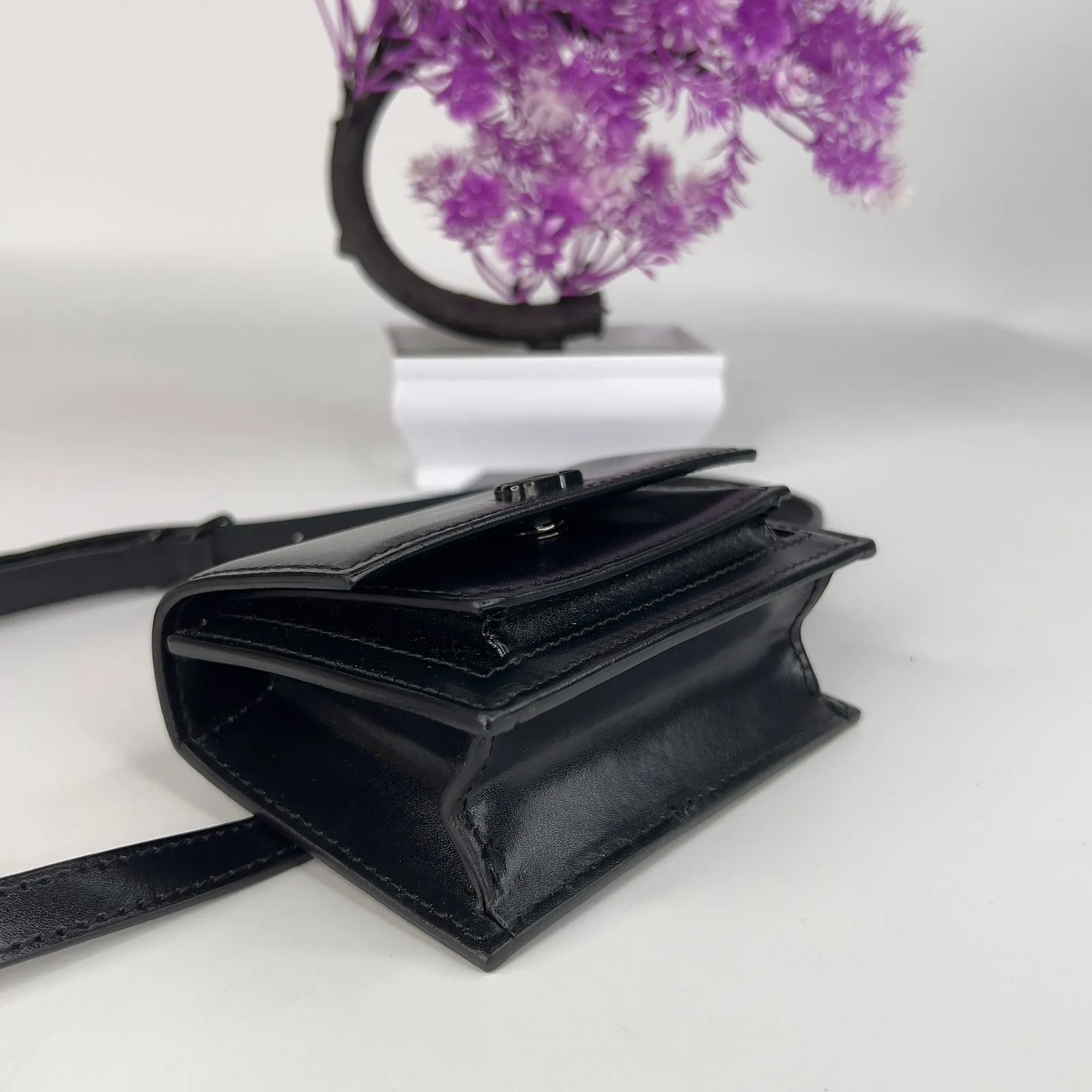 Sharp Belt Bag