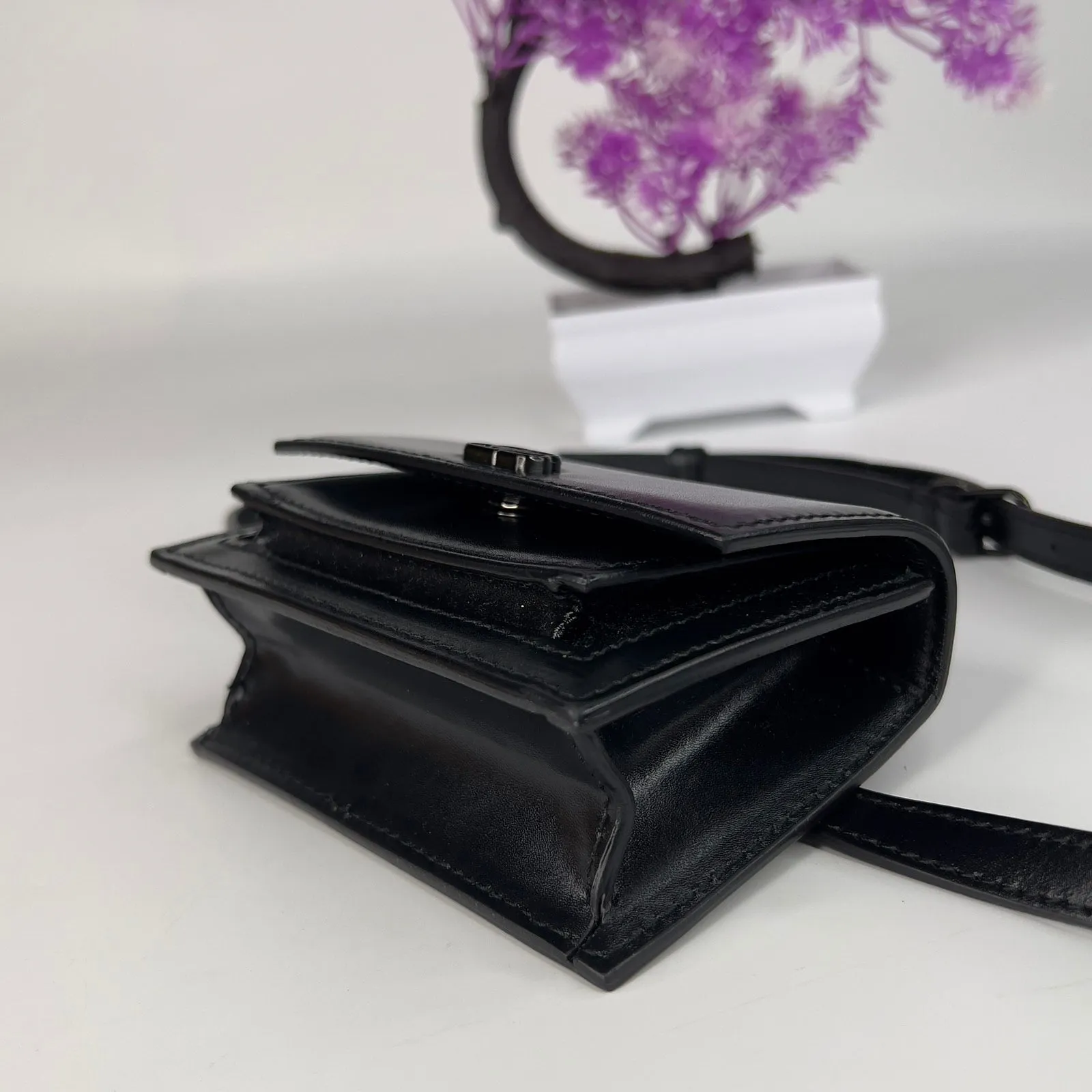 Sharp Belt Bag