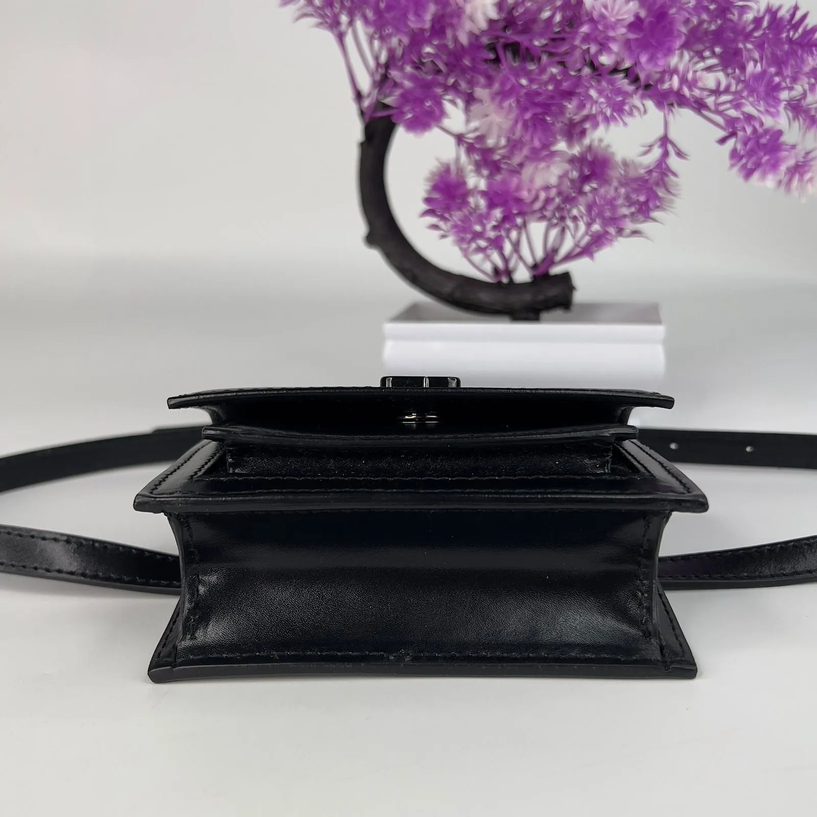 Sharp Belt Bag
