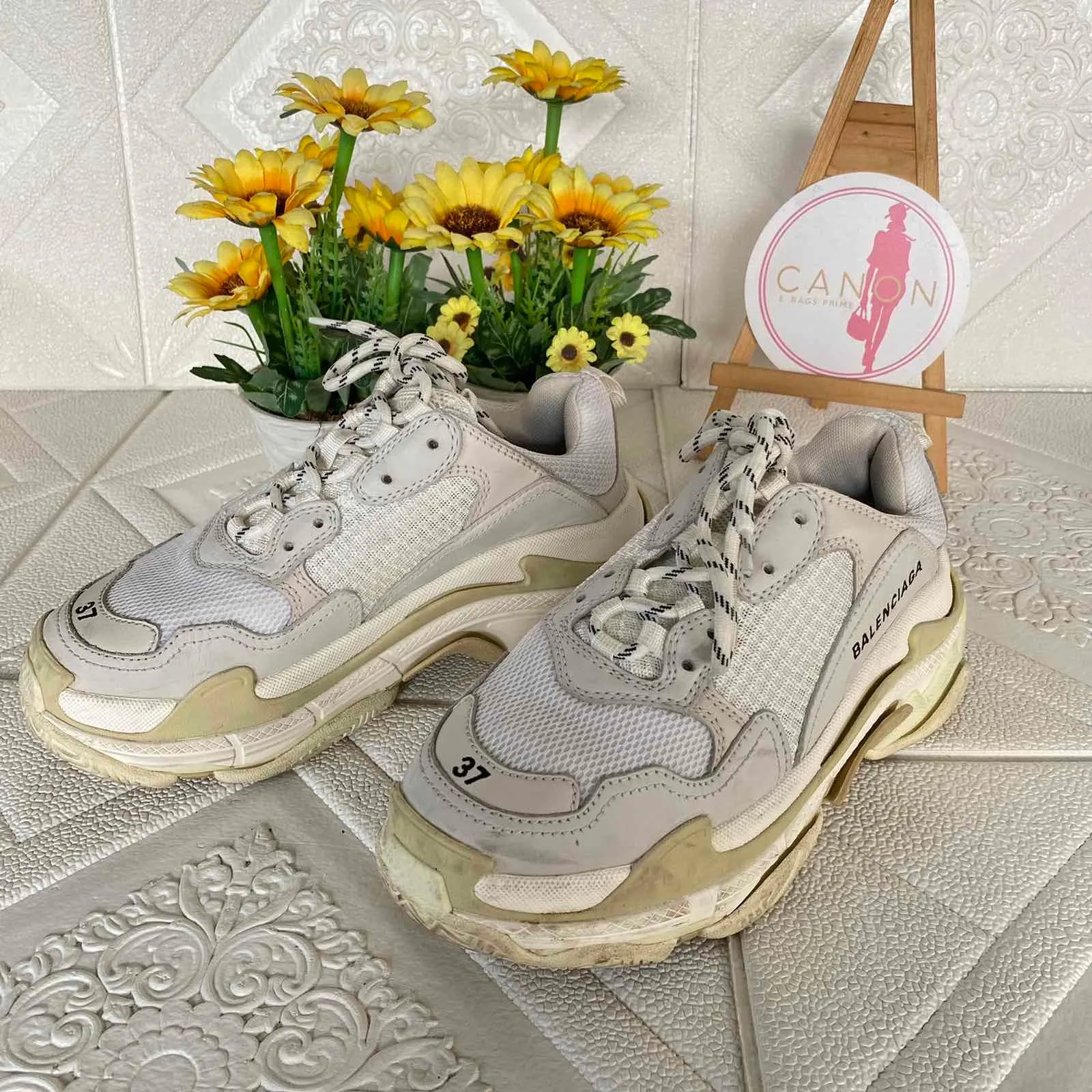 Triple S Sneaker