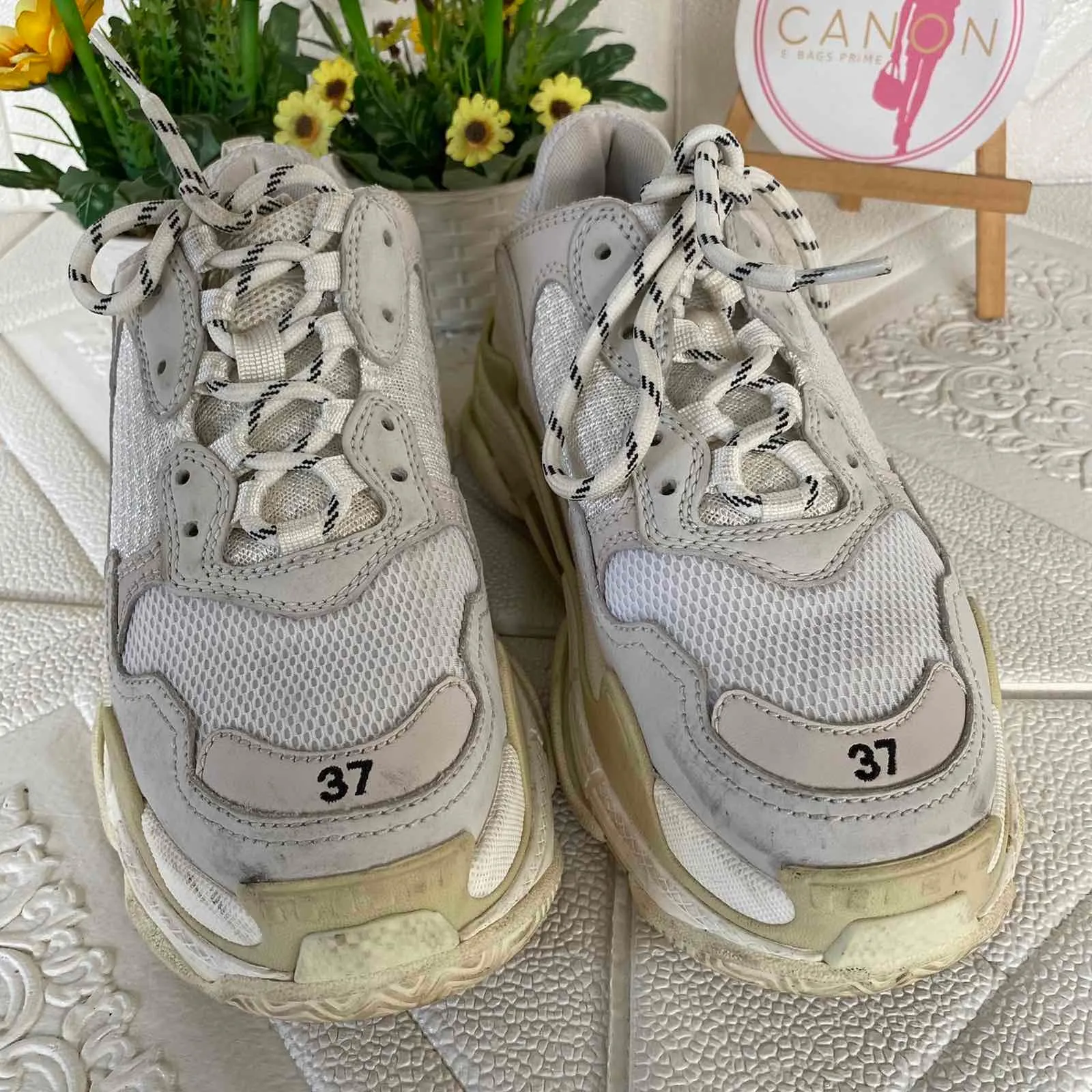 Triple S Sneaker