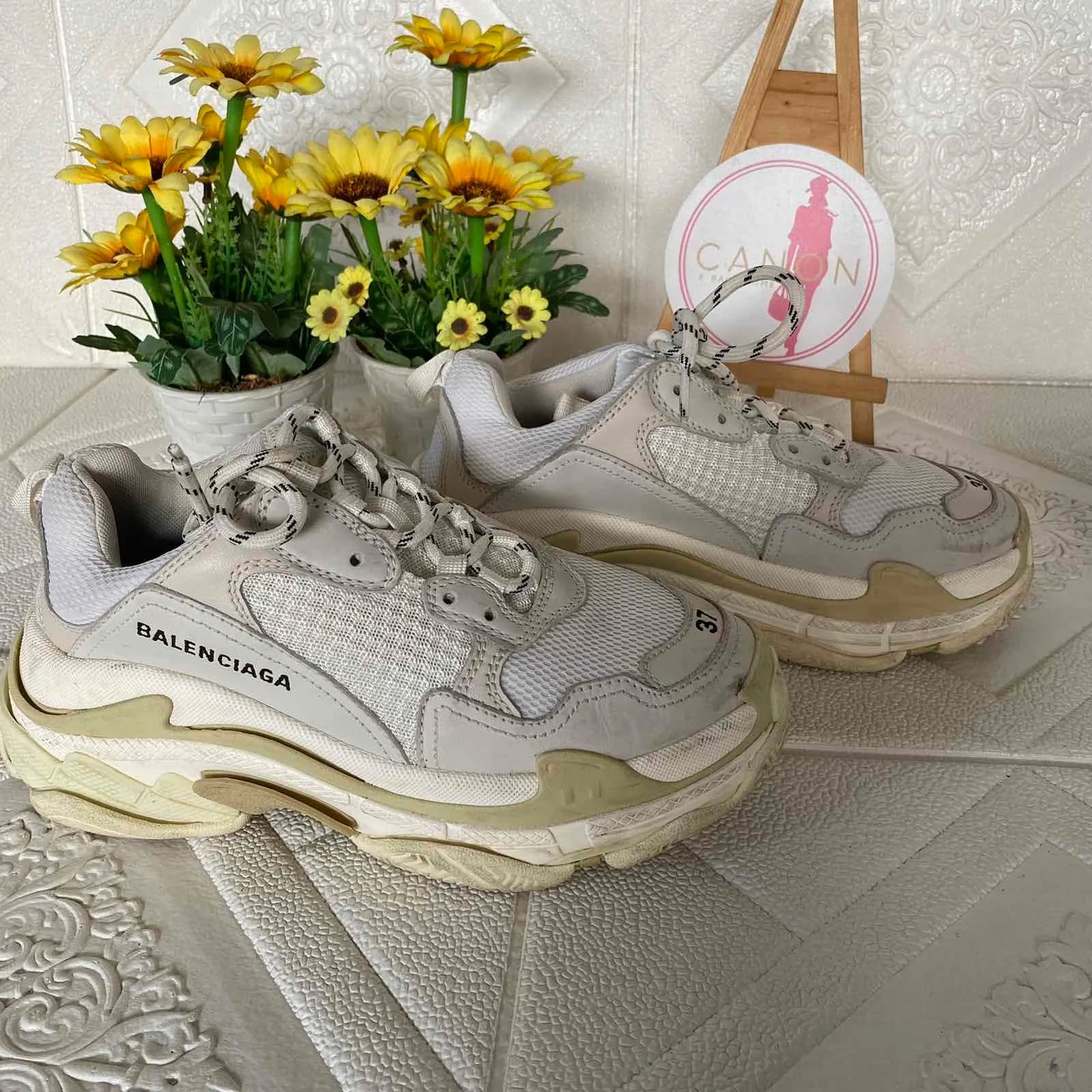 Triple S Sneaker